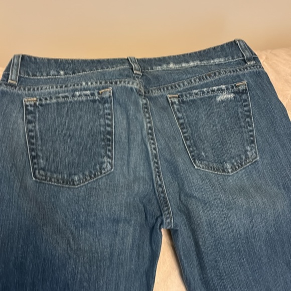 Classic boot cut Banana Republic jeans. Slightly distressed. - Picture 4 of 5